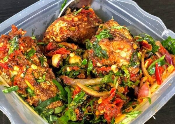 BOILED PLAITAIN & FISH